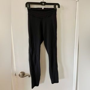 Lululemon super high rise size 6, length hemmed to 25, Color = BLACK